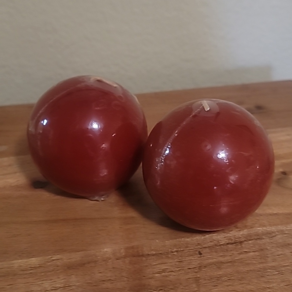 Cylinder shaped candles